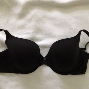 Victoria’s Secret lined demi